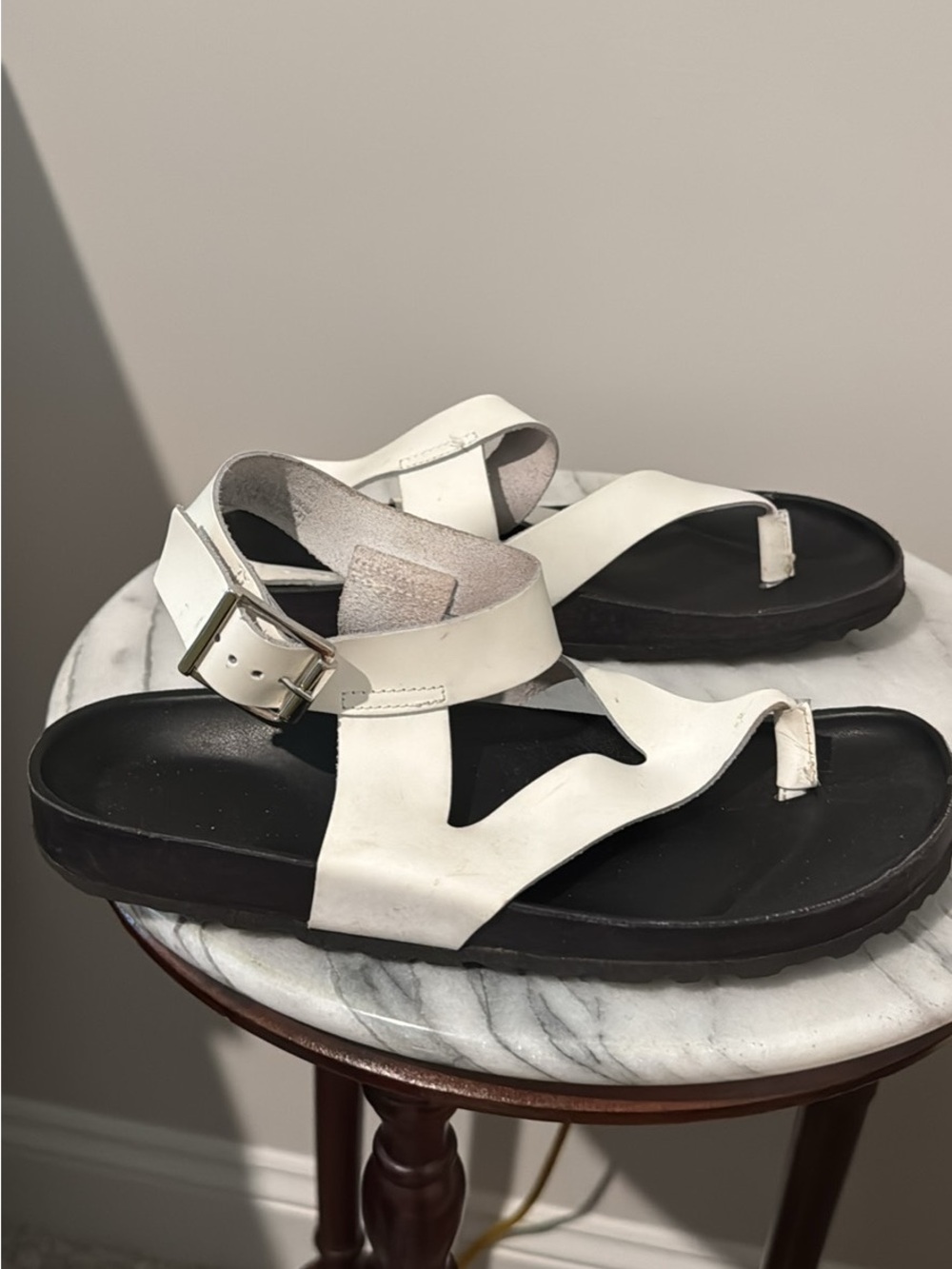 White Leather Thong Sandals with Buckle 7